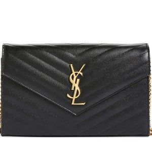 ⛔️⛔️⛔️SOLD⛔️⛔️⛔️YSL medium monogram Matelasse